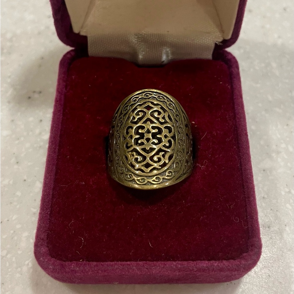 Premier Designs Gold Filigree Ring
